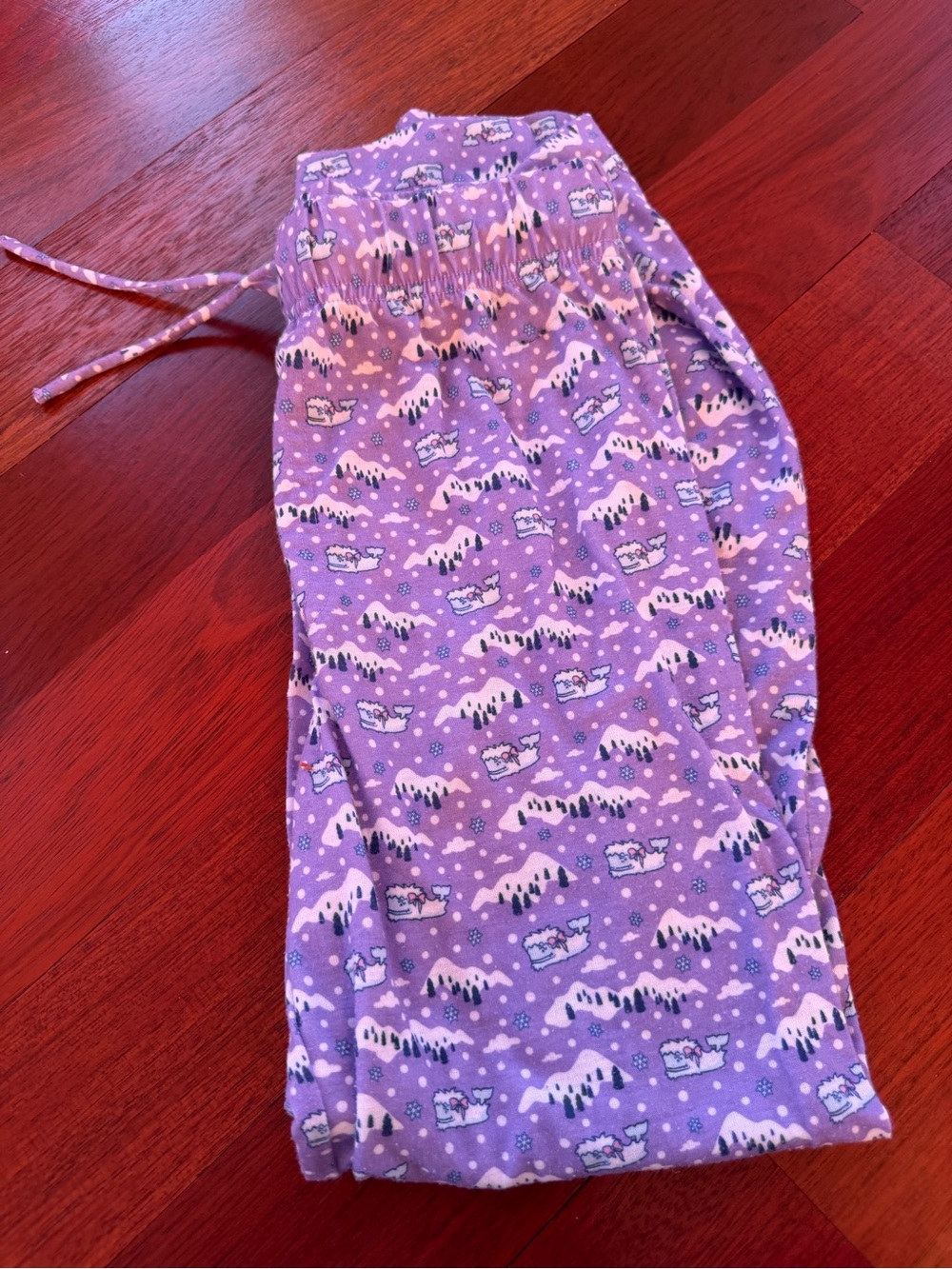 Vineyard Vines Lavender Snowflake Print Pajama Pants
